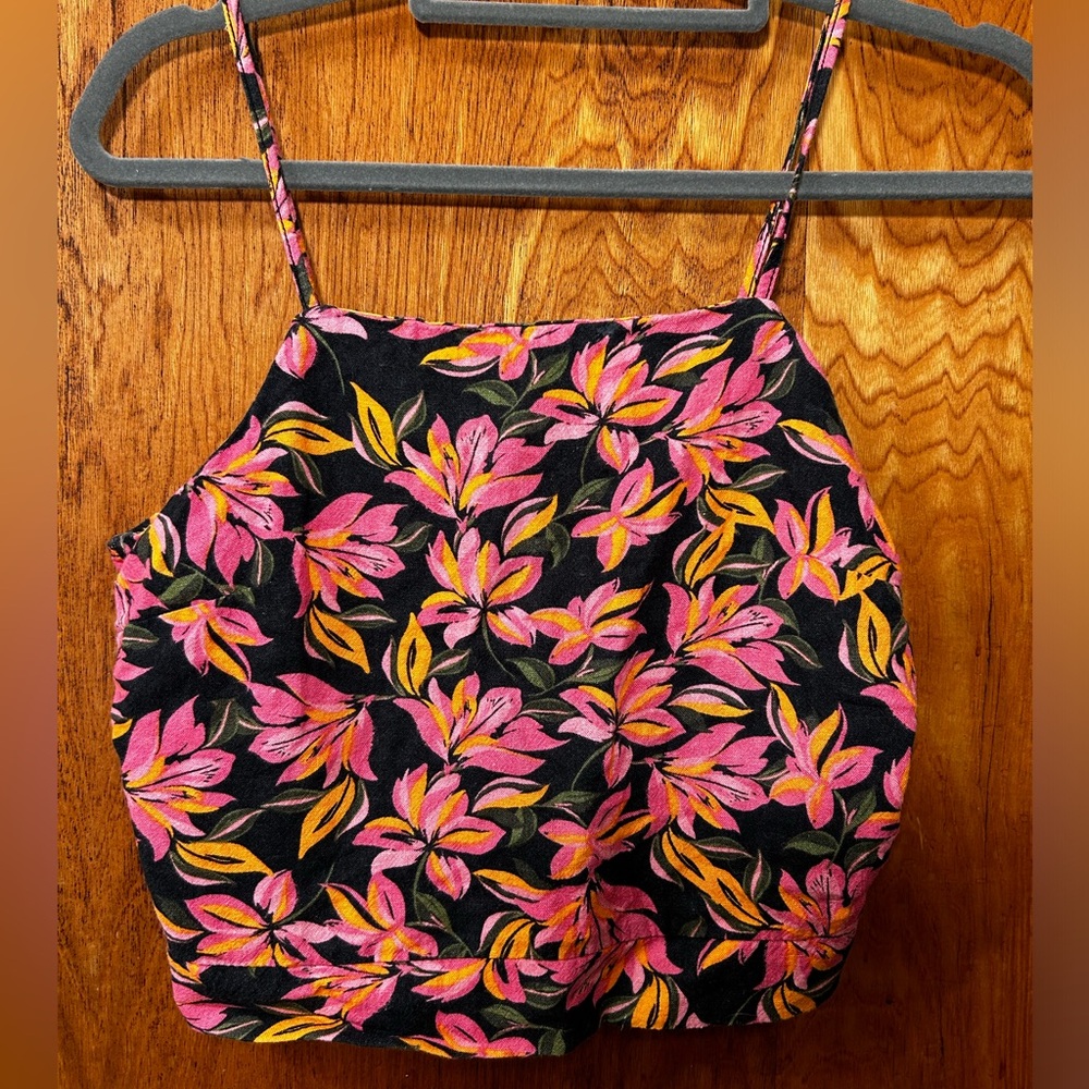 Kenzie floral cropped tank top